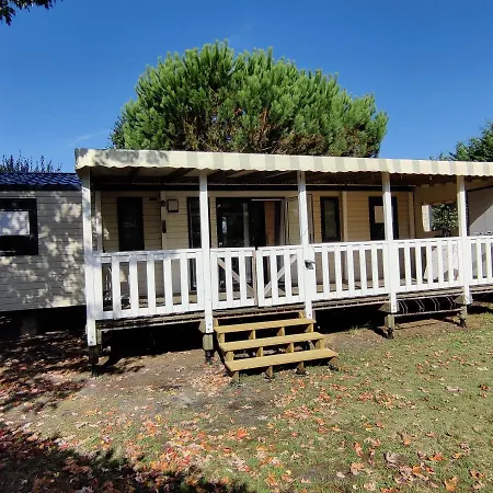 Bungalows 3Ch Et 4Ch 8 Ou 10 Places Mh732-Mh828 Proche Ocean Gastes Exterior photo