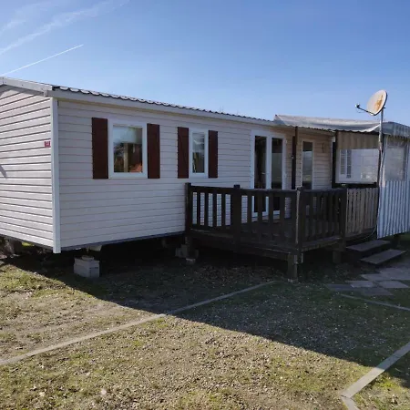 Bungalows 3Ch Et 4Ch 8 Ou 10 Places Mh732-Mh828 Proche Ocean Gastes Exterior photo