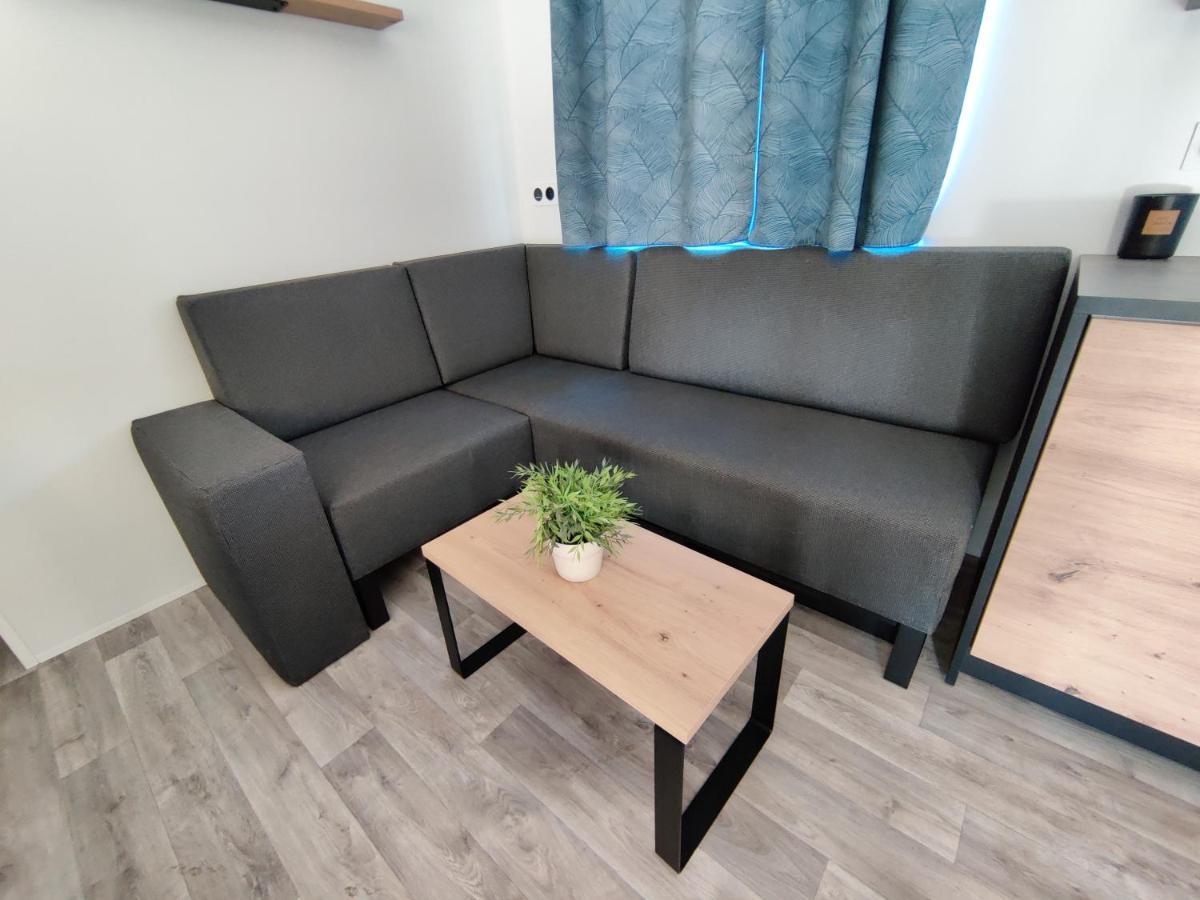 Campsite Bungalows En 3Ch 8 Couchages 732 Ou 4Ch En 10 Couchages 828 Ocean