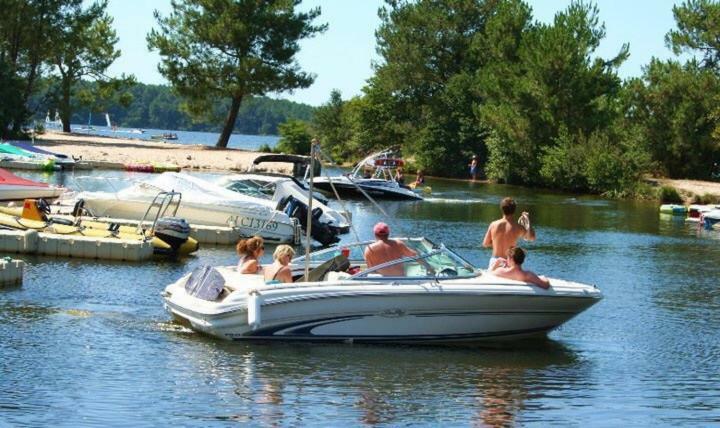 Campsite Bungalows En 3Ch 8 Couchages 732 Ou 4Ch En 10 Couchages 828 Ocean
