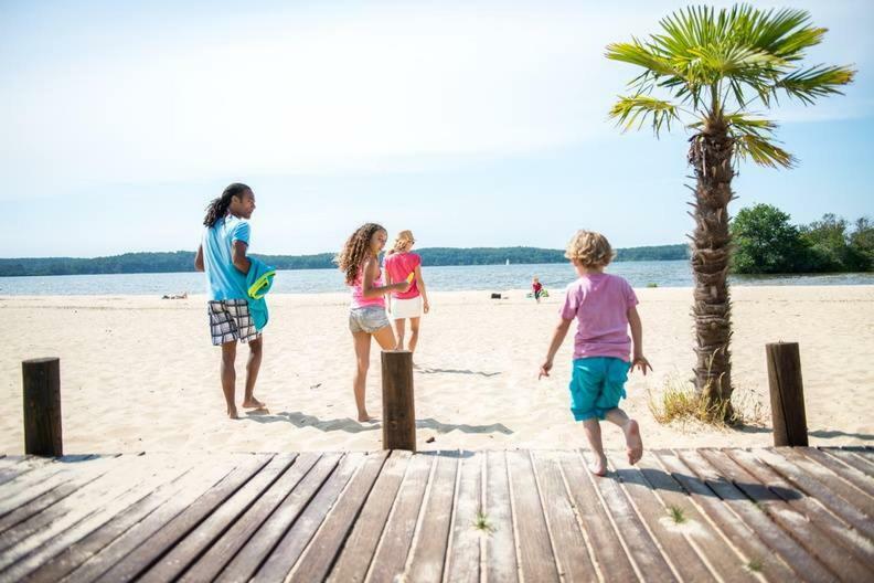 Campsite Bungalows En 3Ch 8 Couchages 732 Ou 4Ch En 10 Couchages 828 Ocean