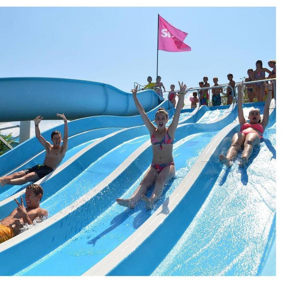 Bungalows En 3Ch 8 Couchages 732 Ou 4Ch En 10 Couchages 828 Ocean Campsite 4*