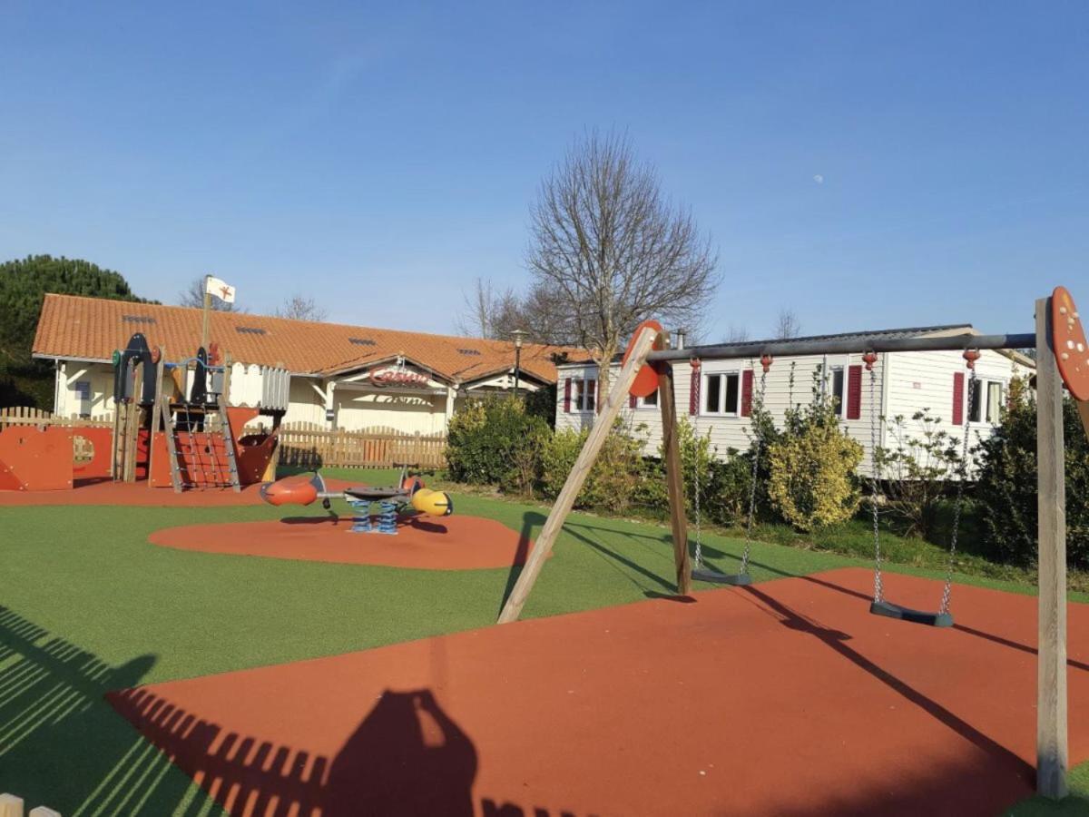 Bungalows En 3Ch 8 Couchages 732 Ou 4Ch En 10 Couchages 828 Ocean Campsite Gastes